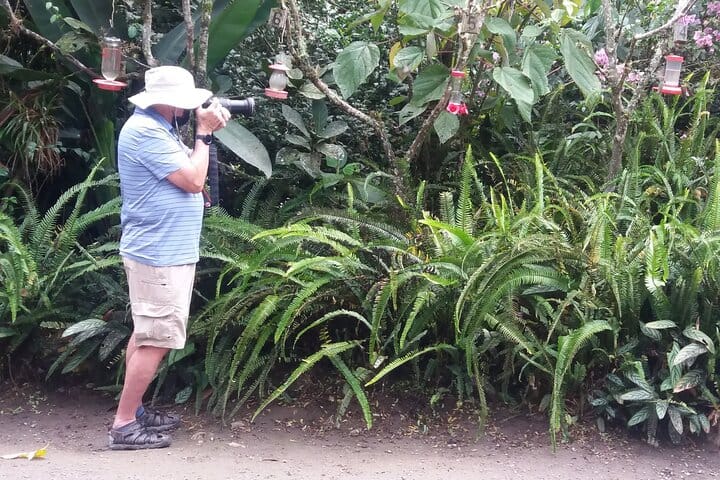 Private Tour to the Hummingbird Reserve and visit to the Middle of the World from Quito