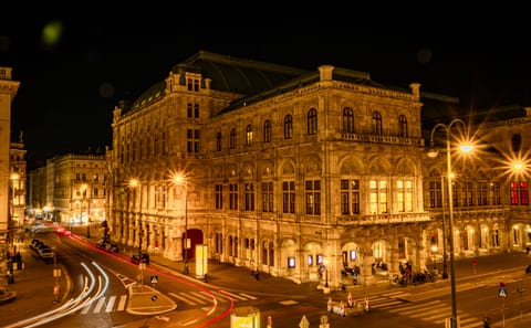 Prague, Vienna, and Budapest Rail Tour: 6 Nights, 3 Cities