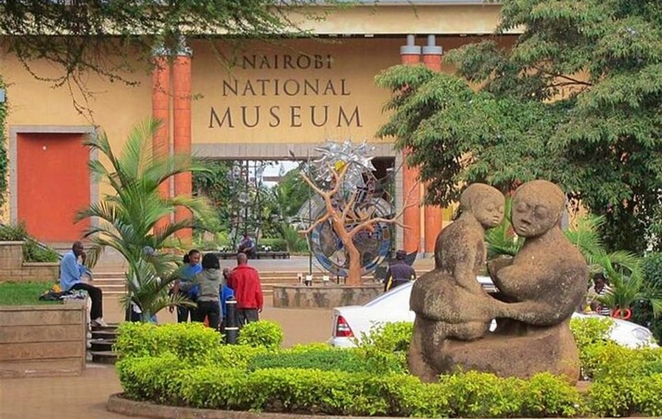 Nairobi Museum Snake Park Giraffe Center and Beads Center Tour