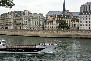 10-Hour Paris Private Tour with Seine Cruise and Lunch