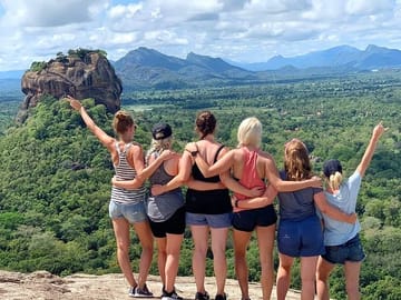 4 Days Tour to Kandy, Sigiriya & Nuwara Eliya