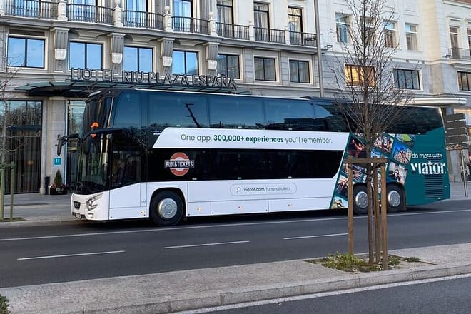 Viator &amp; Fun and Tickets Bus