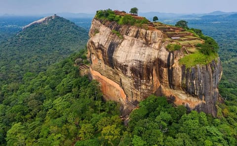 Sigiriya Rock Fortress and Dambulla Temple Tour from Trincomalee