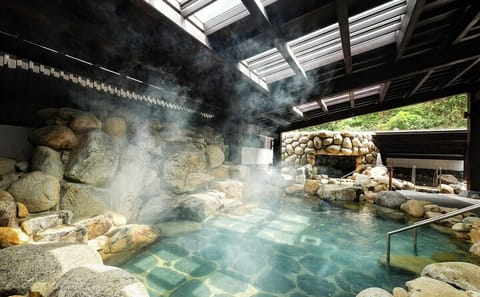 Hot Springs and Cave Exploration Tour in Ha Long Bay
