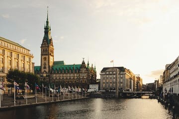 Private 10-Hour Day Tour from Berlin to Explore Hamburg