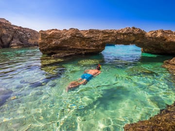 Afternoon Valletta Harbour Cruise and Free Time In Sliema (Including Guide and Transport)