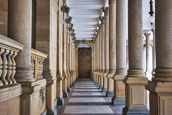 Karlovy Vary & Loket Private Tour from Prague - Spa Town & Castle