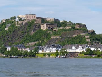 Koblenz: Ehrenbreitstein Fortress & Scenic Cable Car Experience