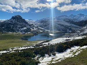Covadonga Lakes Tour entire journey . Cangas de Onis - Covadonga Lakes- covadonga Sanctuary - Lastres -Ribadesella and more 