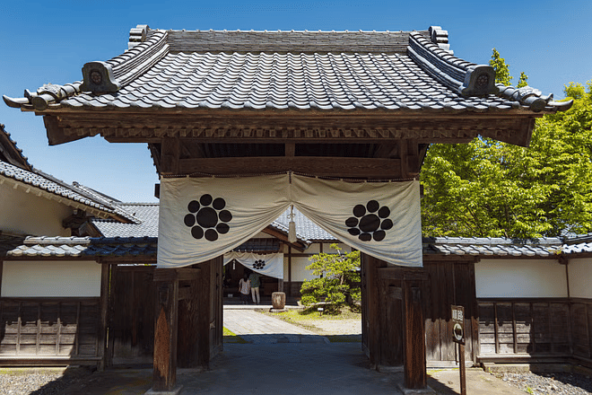 Aizu Wkamatsu Private Vehicle Service with Restaurant Reservation