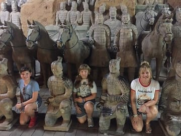 Private Xi’an Day Tour: Terracotta Warriors & City Wall & Mosque