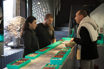 Chocolate Tasting Walking Tour in Paris