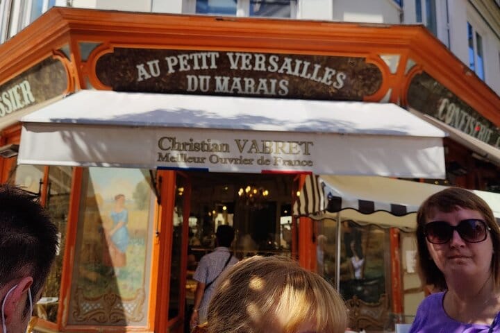 4 hours Paris Private Trip with one Indian Meal - Hotel pickup  6