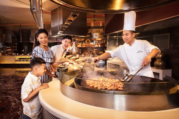 Atlantis Hotel Dinner Buffet