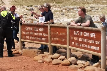 Private City and Scenic Drive Tour in Cape Town
