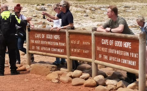 Private City and Scenic Drive Tour in Cape Town