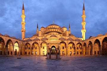 Walking Tour of Istanbul’s Best Historic Sights