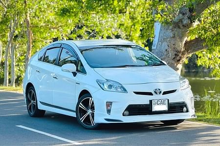 Private Chauffeur Hire for Customized Sri Lanka Tours
