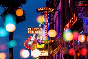 Delightful Downtown Nashville: Discovering Must-See Venues of the Music City with In-App Audio Guide