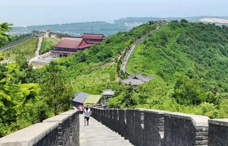 Hike Yixing Little Great Wall and Visit Fuyuan Chan Temple