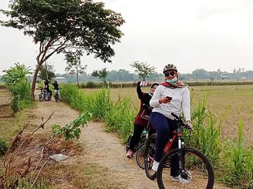 Borobudur Sunrise and Village Exploration Tour in Magelang