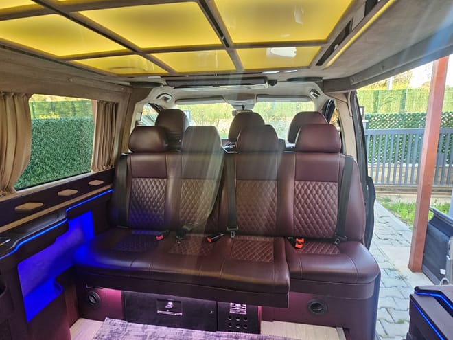 Private Transfer: Kuşadası ↔ Antalya Airport (AYT)
