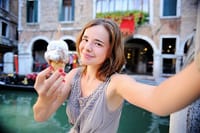 Sweet Venice: Traditional Cafès and Pastry Shops Walk 4