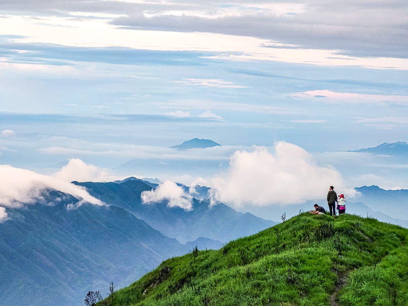 Bamian Mountain 2-Day Private Trek: Alpine Meadows, Sea of Clouds & Summit Camping in Hunan
