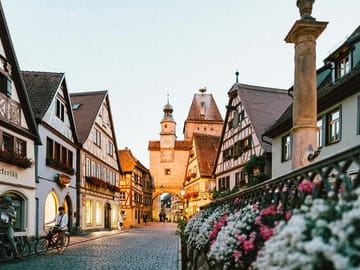 Private Day Tour of Rothenburg and Harburg from Munich