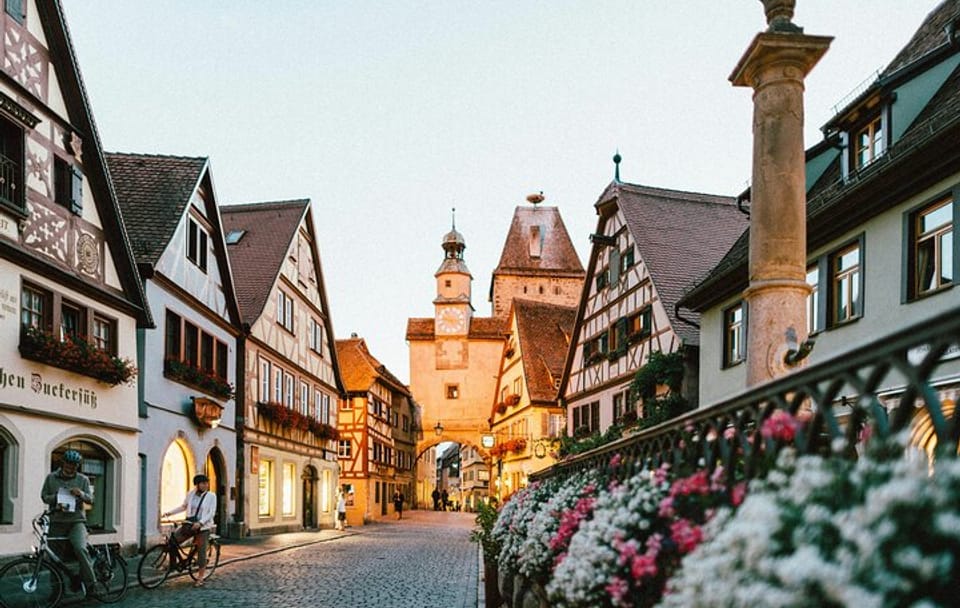 Private Day Tour of Rothenburg and Harburg from Munich