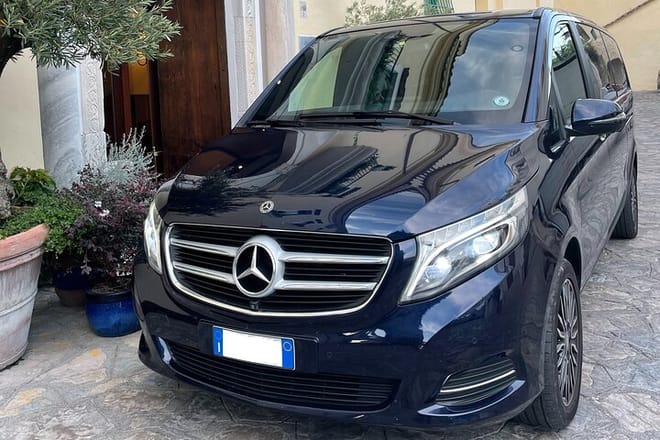 Private Transfer from SORRENTO to ROME apt train station city 3