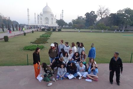 Private Sunset Day Tour of Taj Mahal Agra From Delhi Includes Guide
