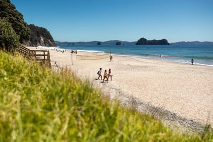Coromandel Day Tour: Cathedral Cove and Driving Creek Railway