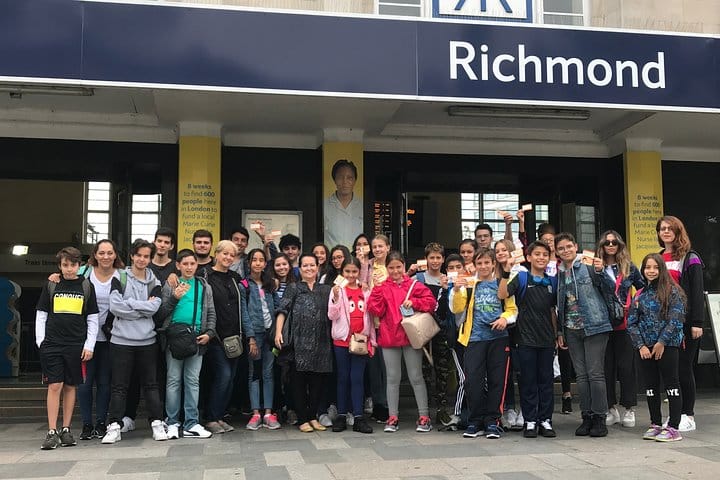 London for 5 Days with Stay in English Families Home 2