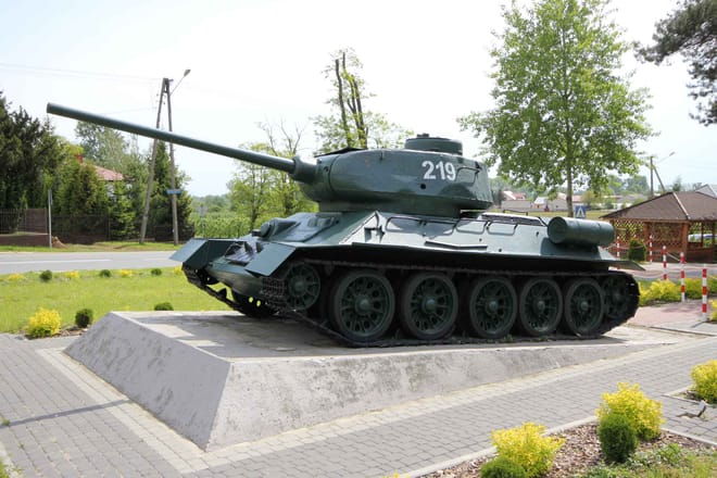Warsaw for WWII Buffs - Private Tour by Retro Minibus 6