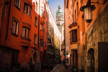 Private Cultural Tour of Innsbruck from Munich with Photoshoot