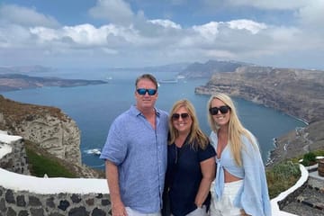 Private Santorini Road Tour: Explore Fira and Pyrgos Kallistis