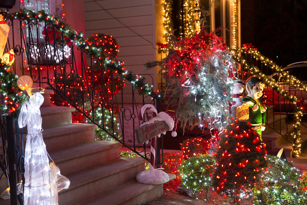Brooklyn, Dyker Heights - Christmas Wonderland 10