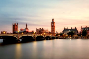 Self-Drive Tour of Iconic UK Destinations from London