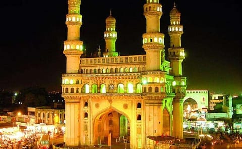Cultural Tour of Deccan Temples in Badami, Bijapur, Chennai
