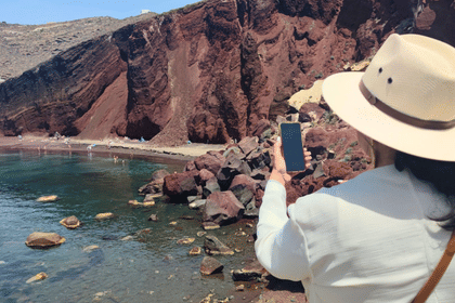 Private Sightseeing Tour of Oia and Akrotiri in Santorini