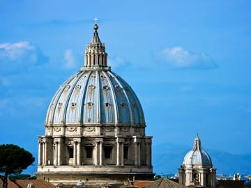 Private Walking Tour of St. Peter's Basilica and Papal Tombs