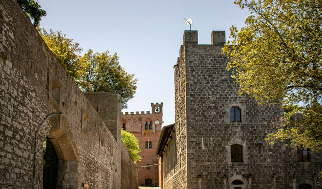 Tuscany Landscapes, Castels & Chianti Wine District - Photo 1