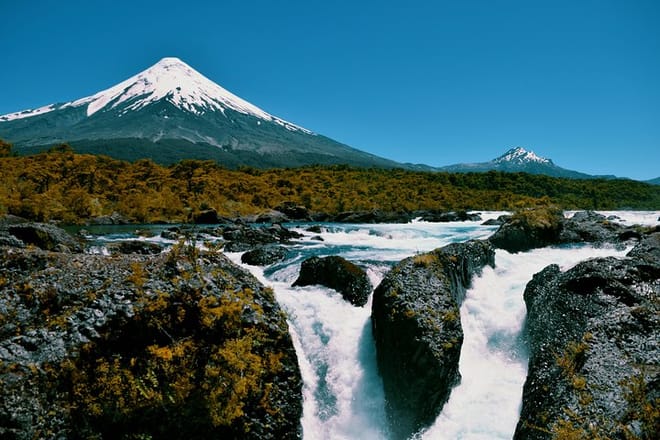 Premium Full day Tour to Osorno Volcano and Petrohue in Puerto Varas 7