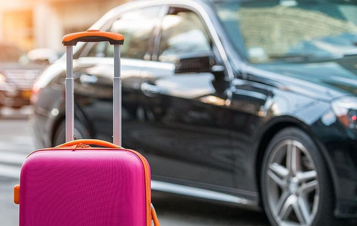 Private Arrival Transfer Bandaranayake International Airport to Colombo City