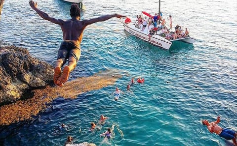 Negril Sunset Tour to Rick's Cafe from Montego Bay