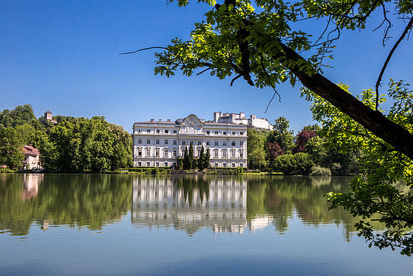 Sound of Music - Private Half-Day Tour & Cooking Class