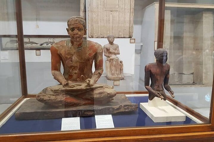 Pyramids of Giza & Egyptian Museum Day Tour from Sharm El Sheikh 9