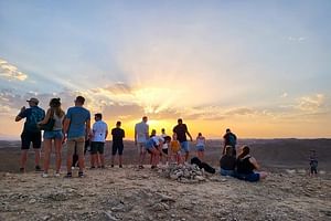 Star Watching Desert Adventure by Jeep with Dinner