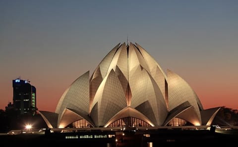 Private Full-Day Heritage Tour of New Delhi's Historic Sites